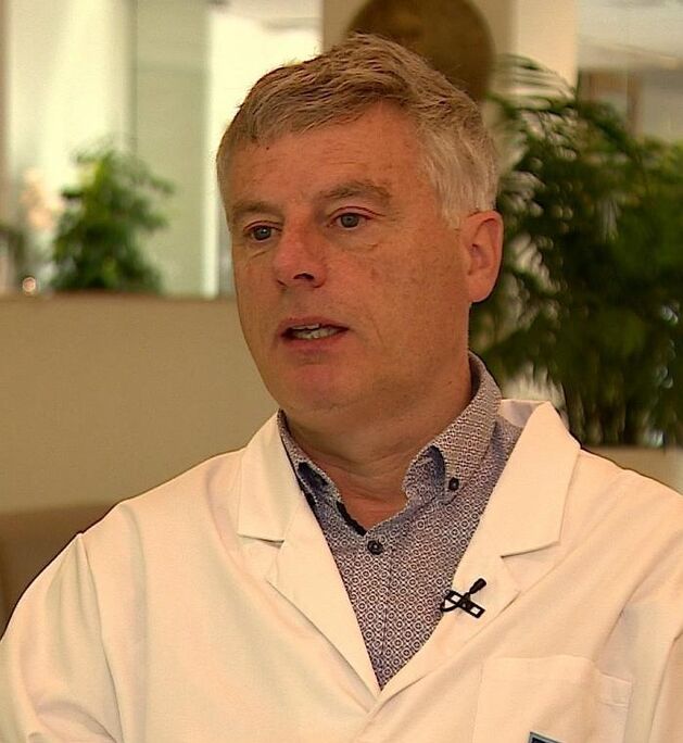 Dokter Plastesch Chirurg Melvin